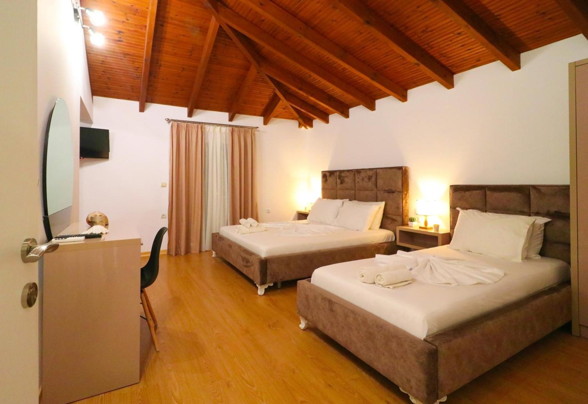 Lido Apartments Himarë Pokoj fotografie