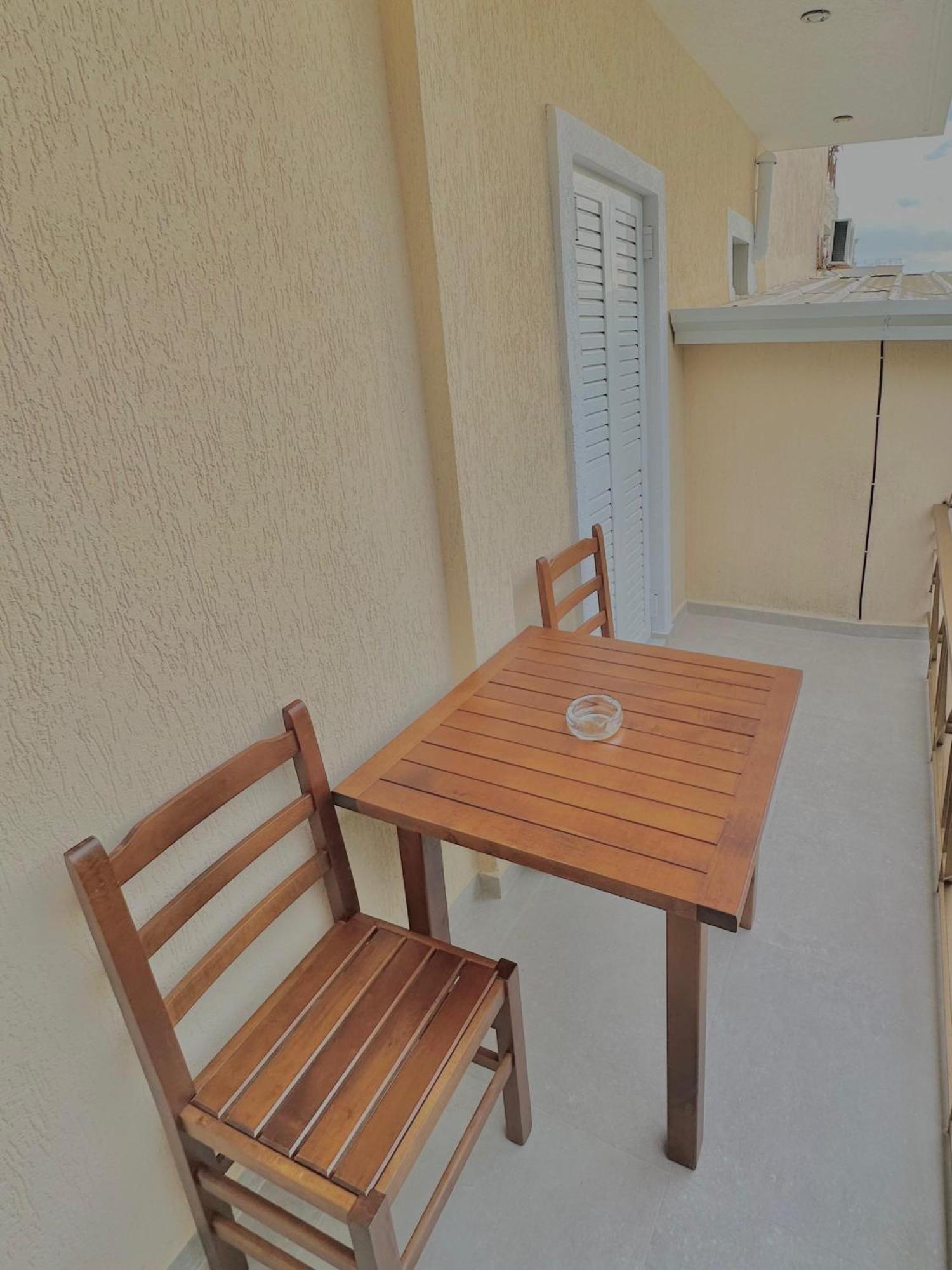 Lido Apartments Himarë Pokoj fotografie